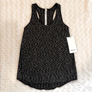 Lululemon Essential Tank *Pleated
